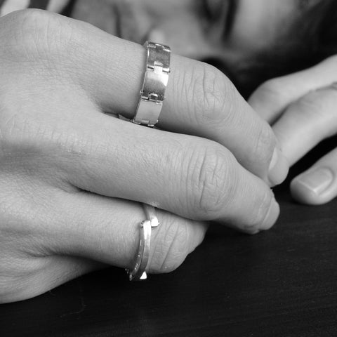 J 281 - Soft Motion Ring