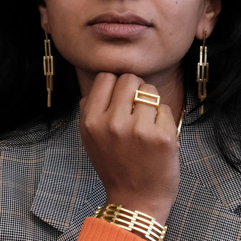 J 6102 - Ohrringe „Sanfte Bewegung“