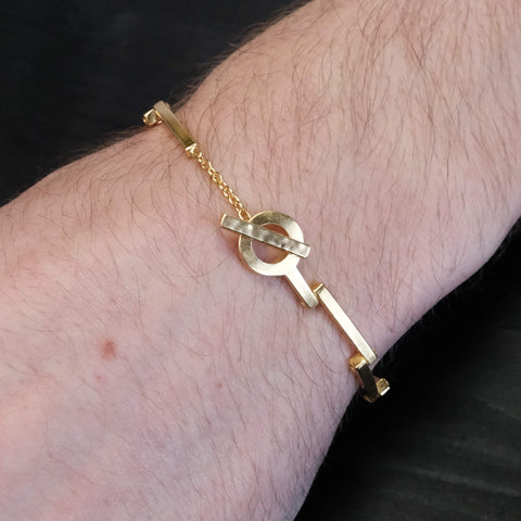 J 493 – Schlankes kinetisches Armband