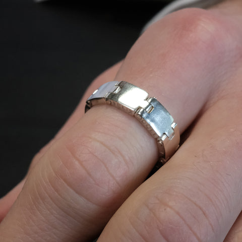 J 281 - Soft Motion Ring