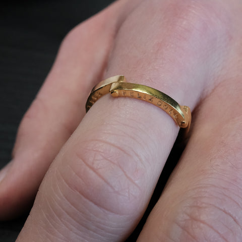 J 282 - Schlanker kinetischer Ring