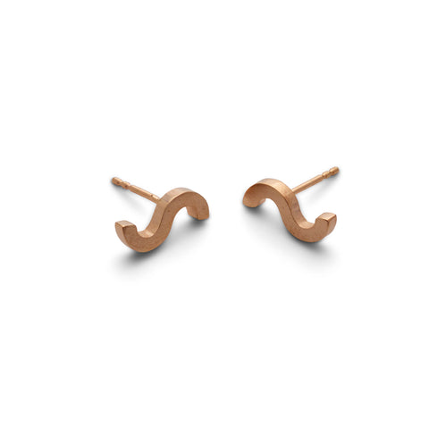H 687 - Small Wave Studs
