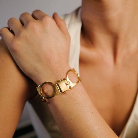 I 487 - Minimalist Eye Bracelet