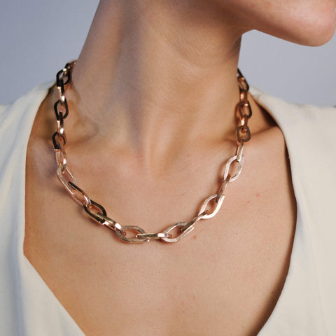 I 186 - Flame Necklace