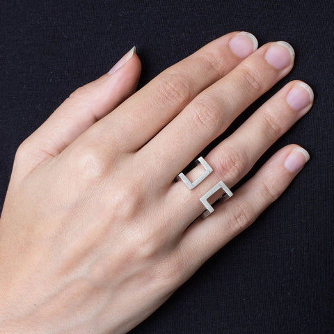 A 201 - Square Ring